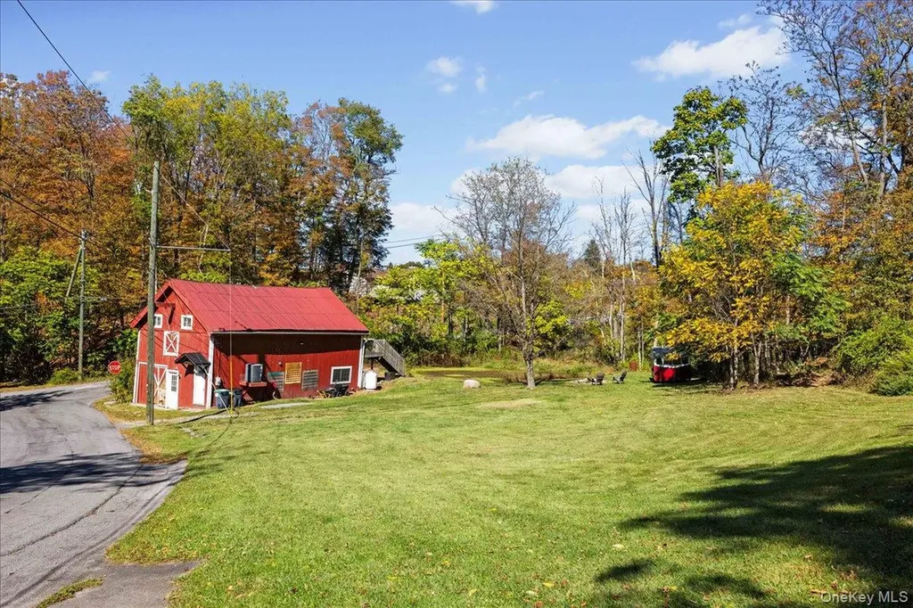 1-3 Amdurer Road Westtown NY 10998