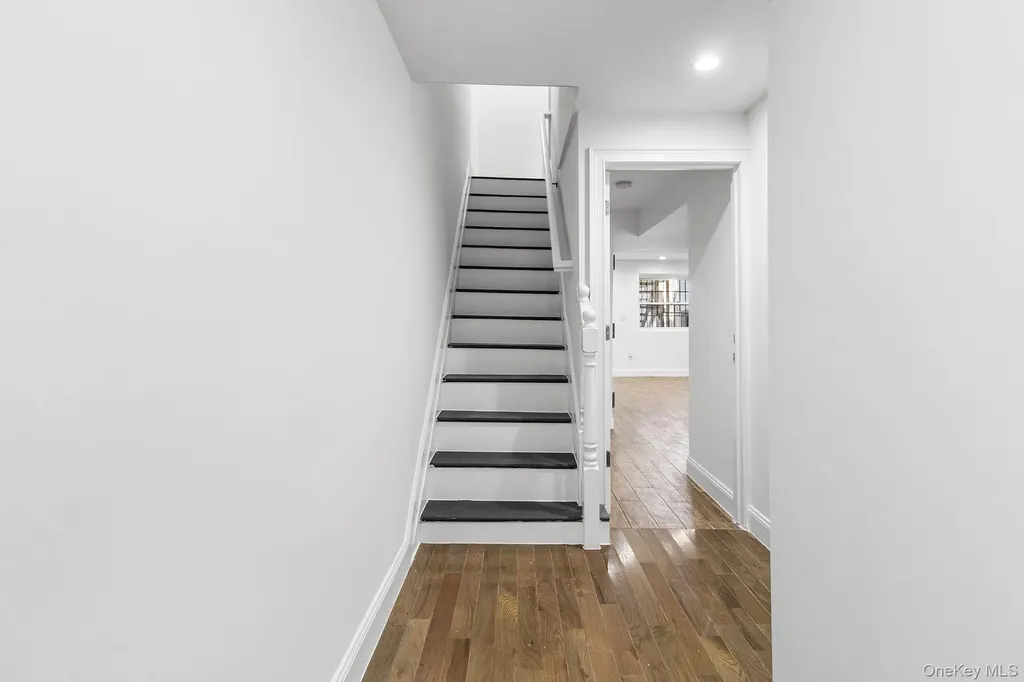 836 E 221st Street Bronx NY 10467
