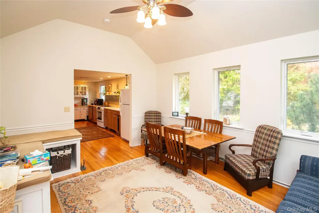 12 Provost Drive New Windsor NY 12553