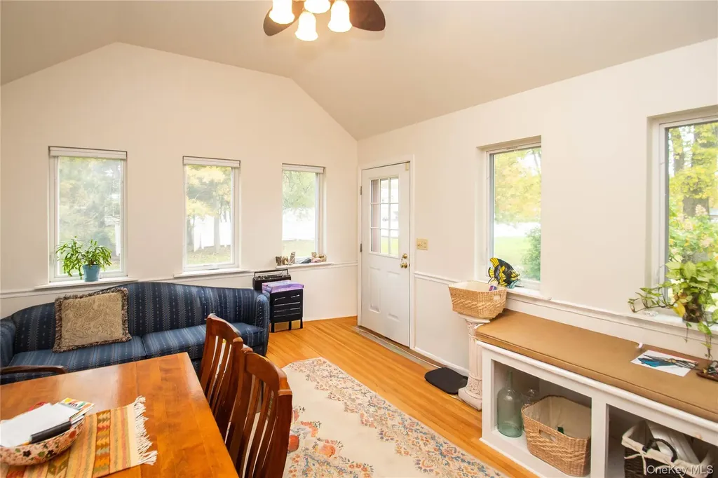 12 Provost Drive New Windsor NY 12553