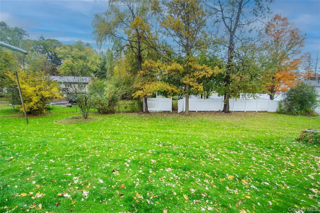 12 Provost Drive New Windsor NY 12553