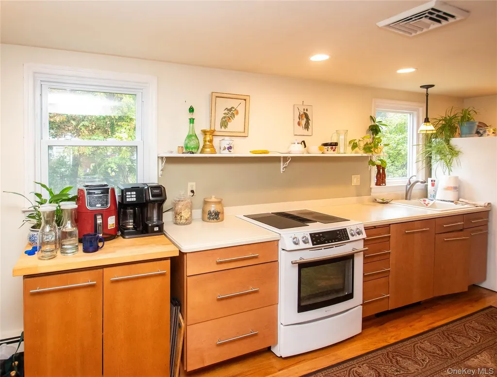 12 Provost Drive New Windsor NY 12553