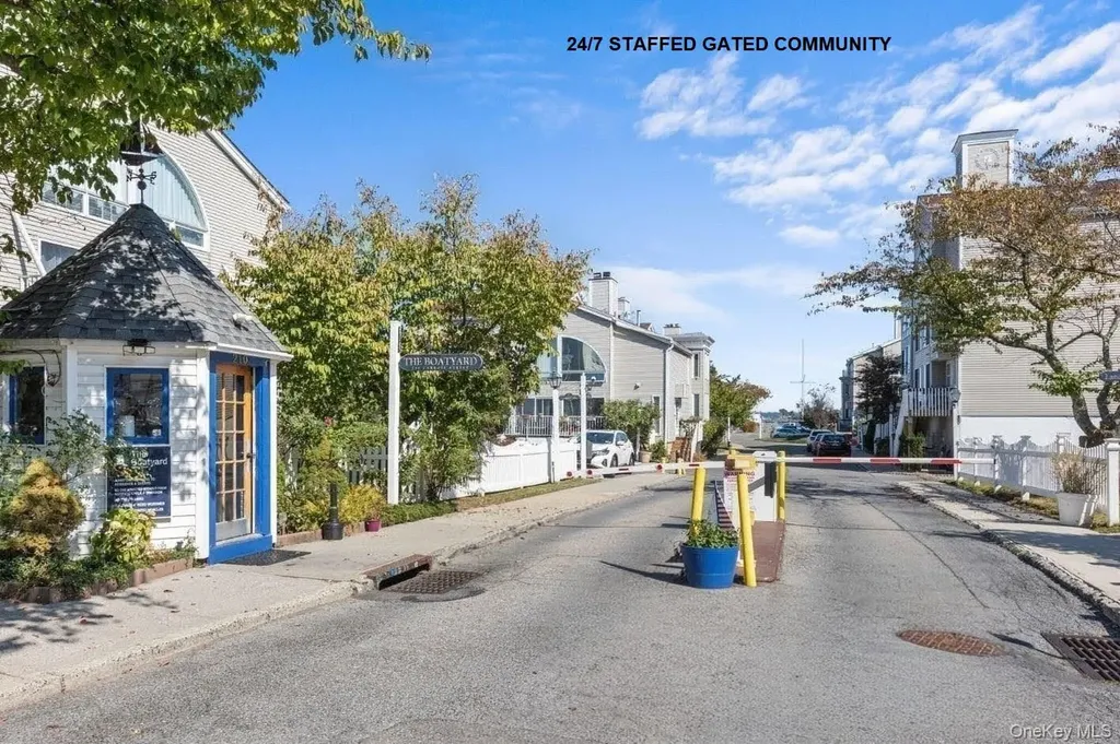 8 Deepwater Way Bronx NY 10464