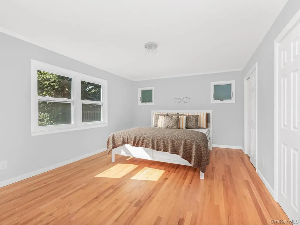 25 Midway Road White Plains NY 10607