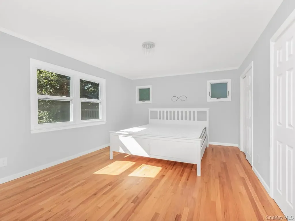 25 Midway Road White Plains NY 10607