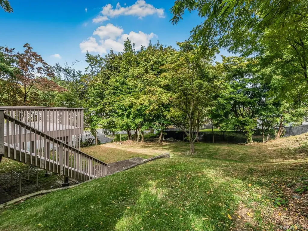 25 Midway Road White Plains NY 10607