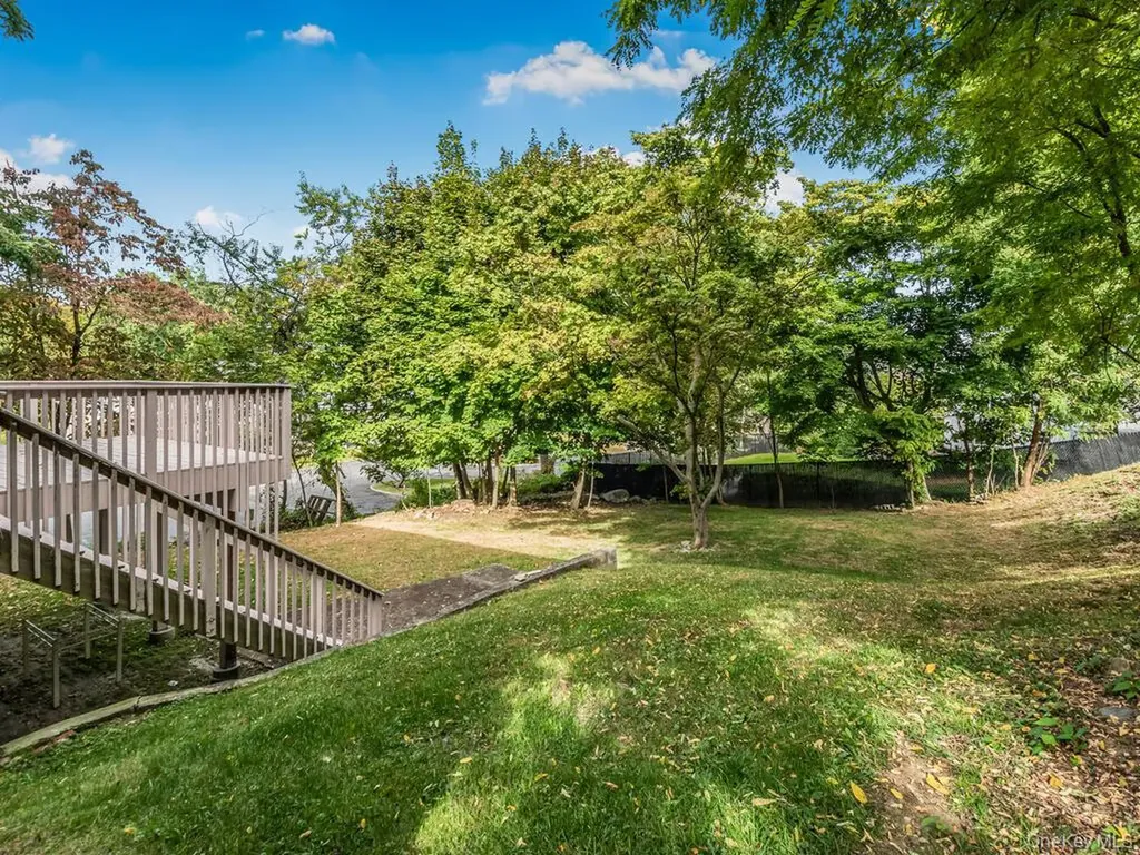 25 Midway Road White Plains NY 10607
