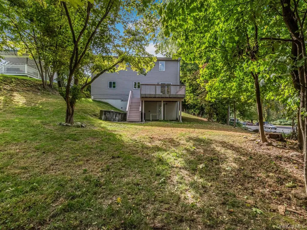 25 Midway Road White Plains NY 10607
