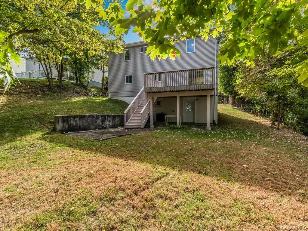 25 Midway Road White Plains NY 10607
