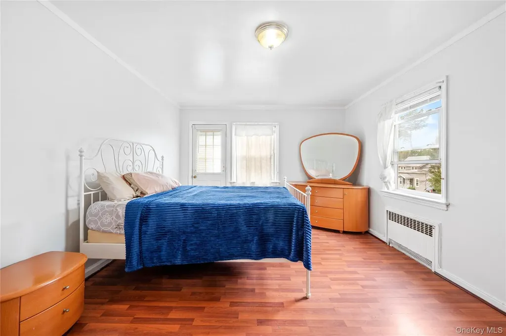 28 Elizabeth Avenue Hempstead NY 11550