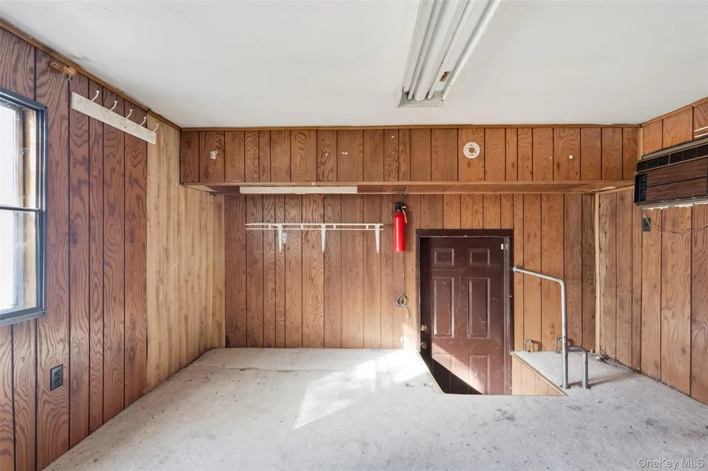 215 Old Rt-32 Highland Mills NY 10930