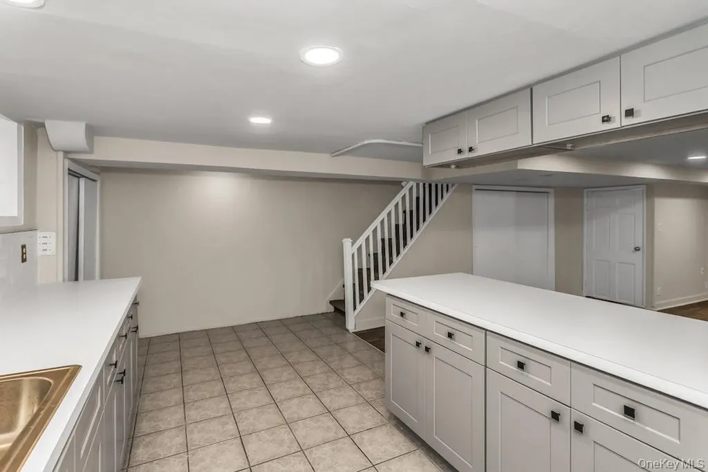 5840 206th Street Bayside NY 11364