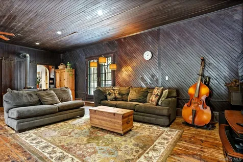1780 Strawberry Road Mohegan Lake NY 10547