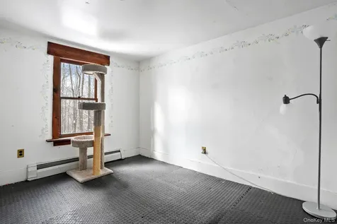 1780 Strawberry Road Mohegan Lake NY 10547