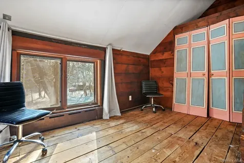 1780 Strawberry Road Mohegan Lake NY 10547