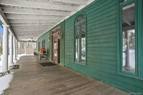 1780 Strawberry Road Mohegan Lake NY 10547