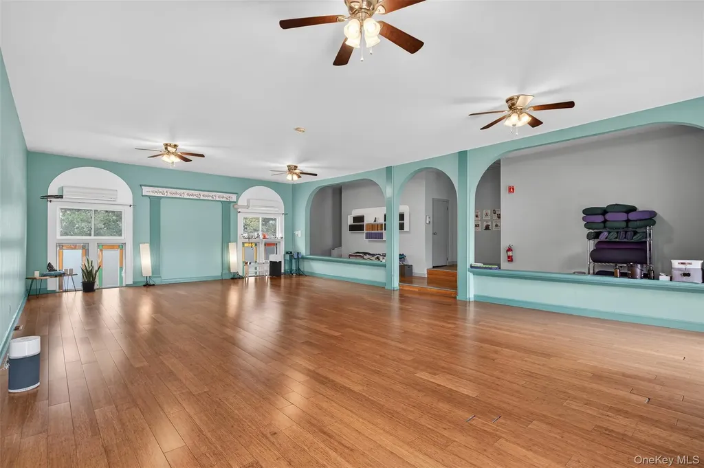 3588 Main Street Stone Ridge NY 12484