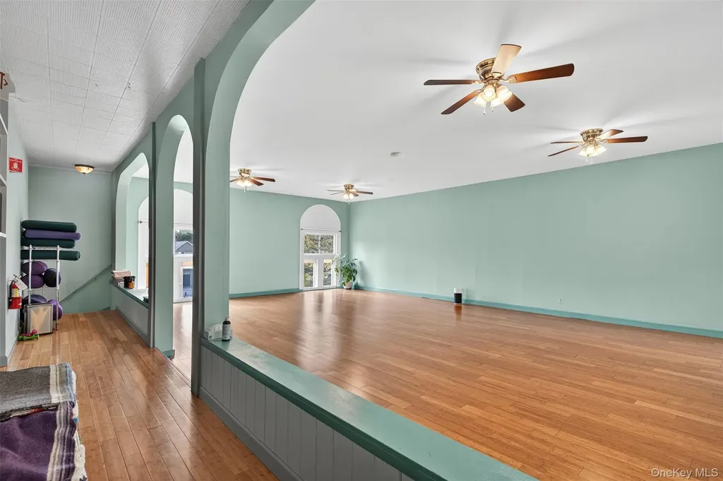 3588 Main Street Stone Ridge NY 12484