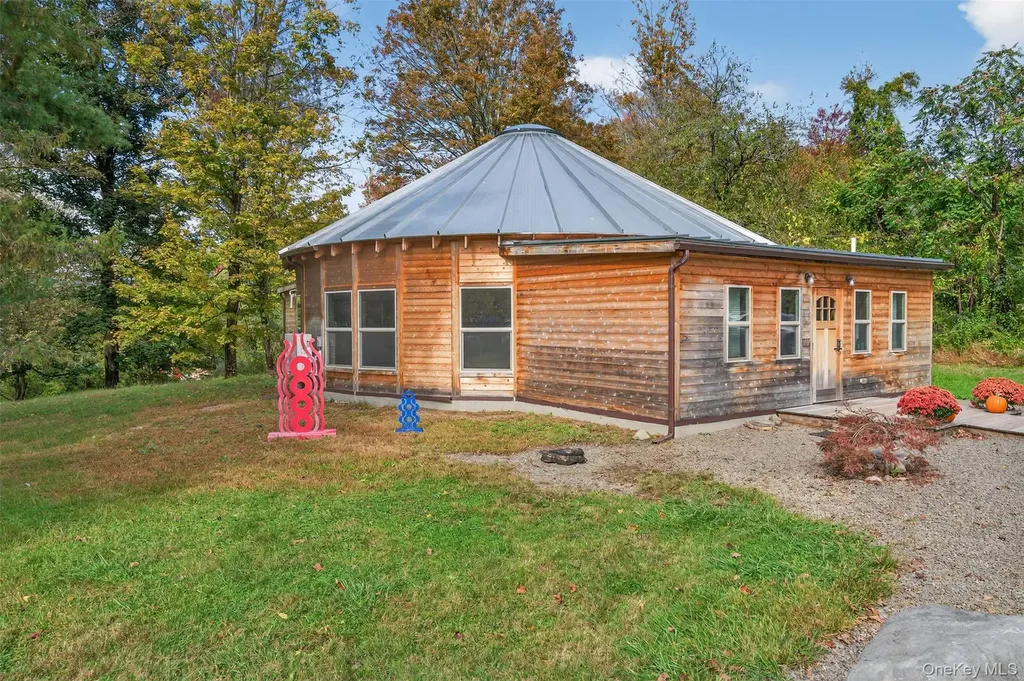 3588 Main Street Stone Ridge NY 12484