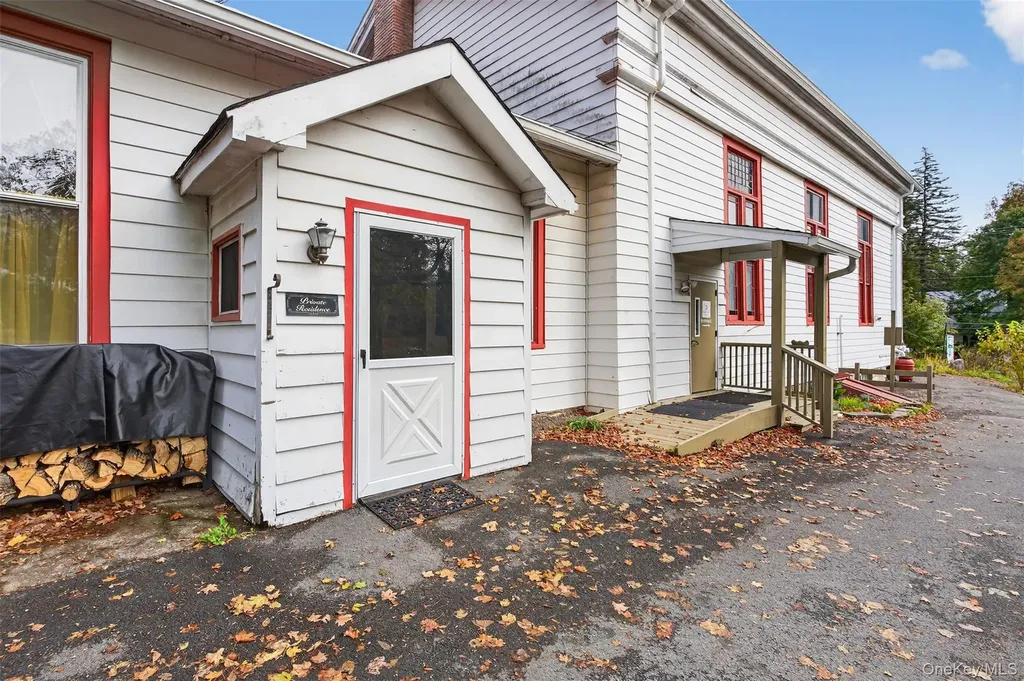 3588 Main Street Stone Ridge NY 12484