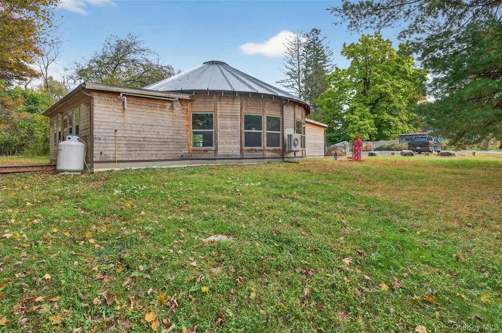 3588 Main Street Stone Ridge NY 12484