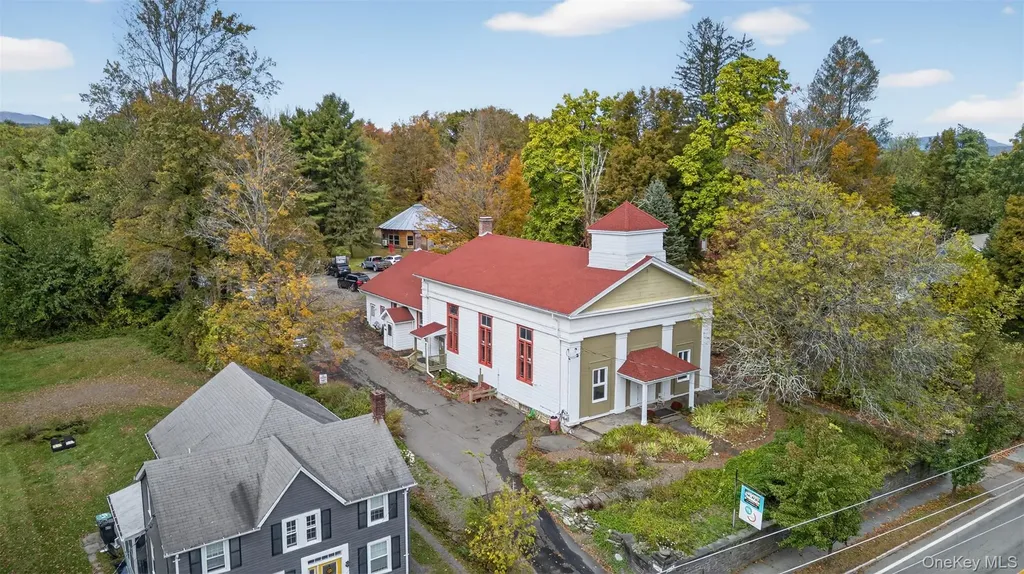 3588 Main Street Stone Ridge NY 12484