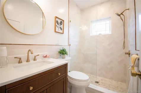 3004 Harbor Street Baldwin Harbor NY 11510