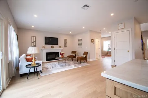 3004 Harbor Street Baldwin Harbor NY 11510