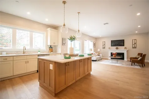 3004 Harbor Street Baldwin Harbor NY 11510