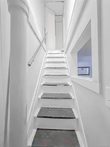 49 Gill Street Kingston NY 12401