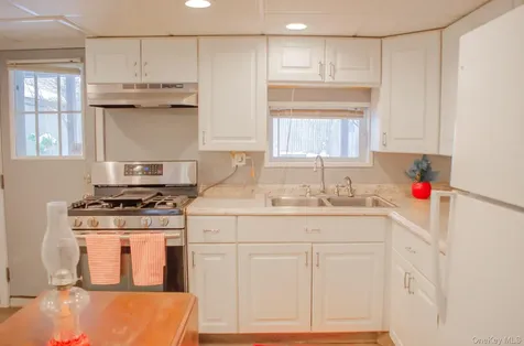 49 Gill Street Kingston NY 12401