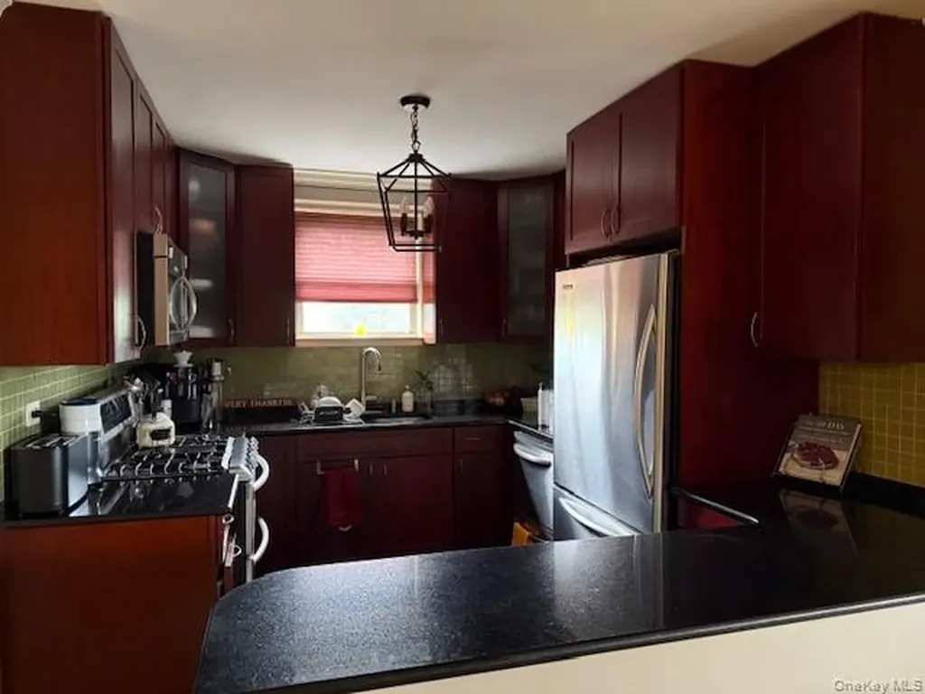 5700 Arlington Avenue Bronx NY 10471
