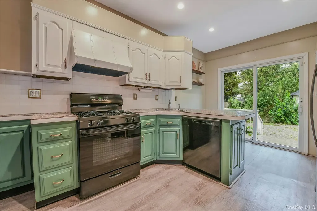 163 Jennings Avenue Patchogue NY 11772