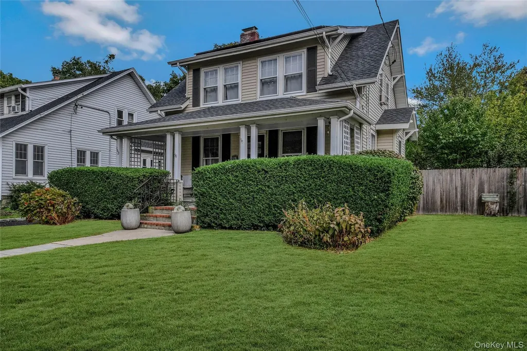 163 Jennings Avenue Patchogue NY 11772