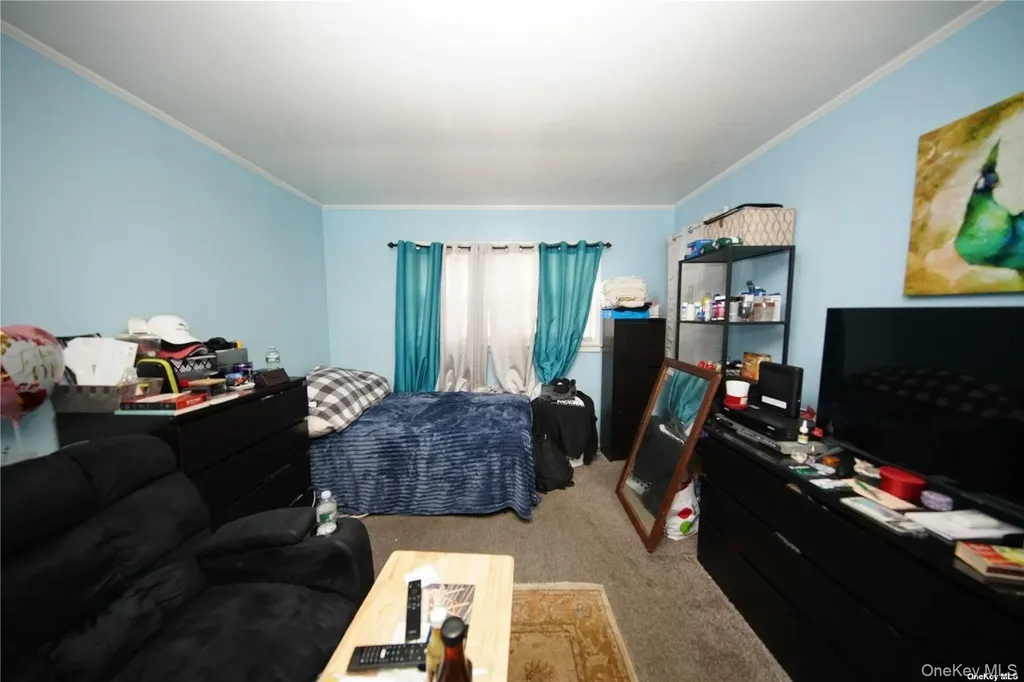 32 Stowe Place Hempstead NY 11550