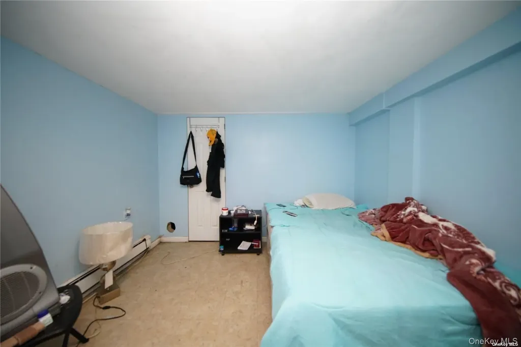 32 Stowe Place Hempstead NY 11550
