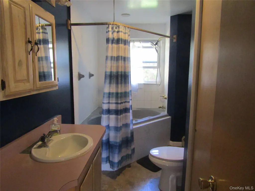 3 Marshall Drive Poughkeepsie NY 12601