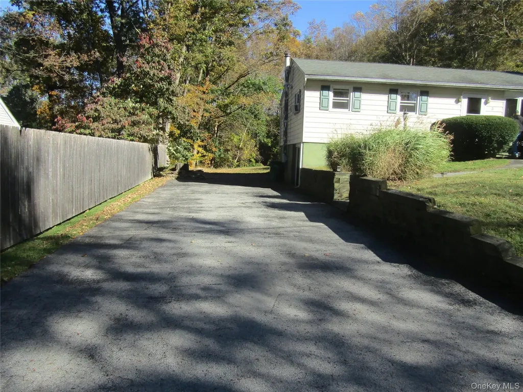 3 Marshall Drive Poughkeepsie NY 12601