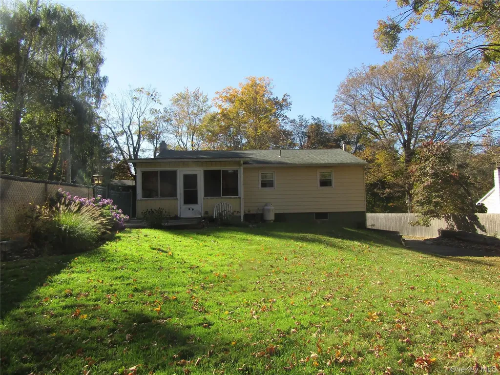 3 Marshall Drive Poughkeepsie NY 12601