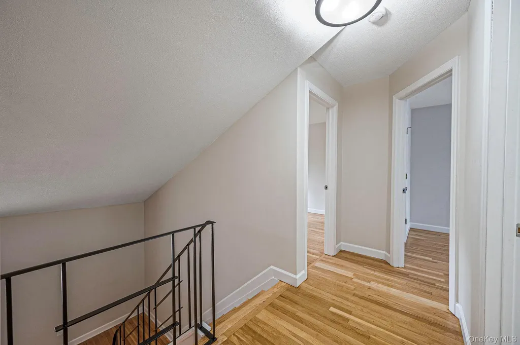 11 Lucille Lane Commack NY 11725