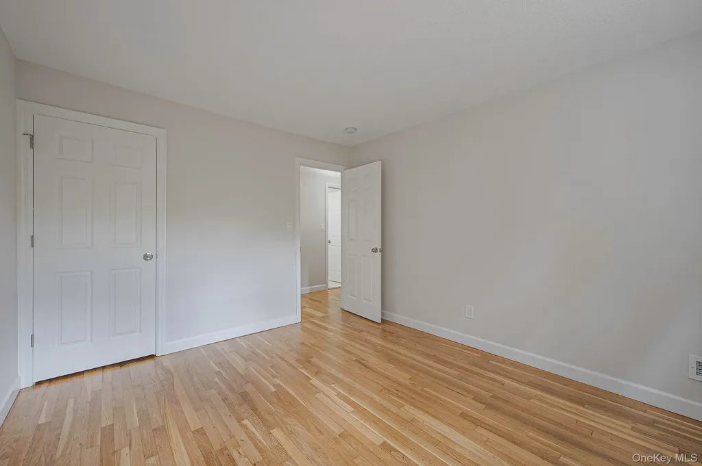 11 Lucille Lane Commack NY 11725