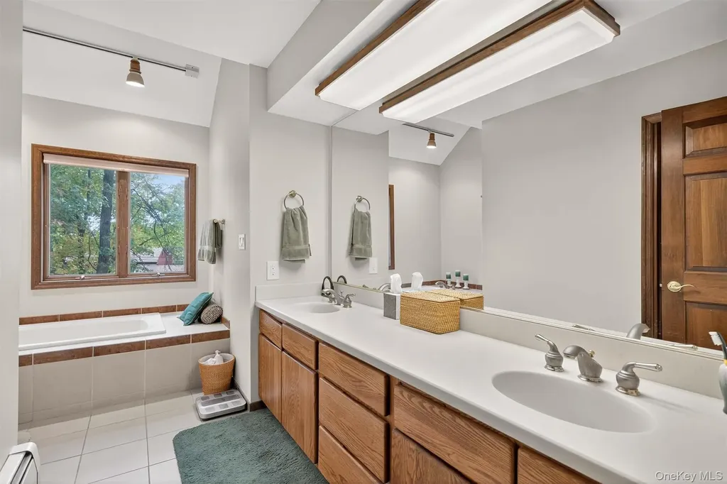 18 St Thomas Place Highland Falls NY 10928