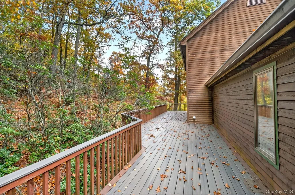 18 St Thomas Place Highland Falls NY 10928