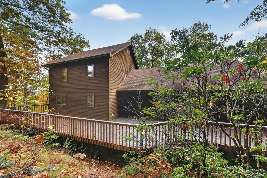 18 St Thomas Place Highland Falls NY 10928