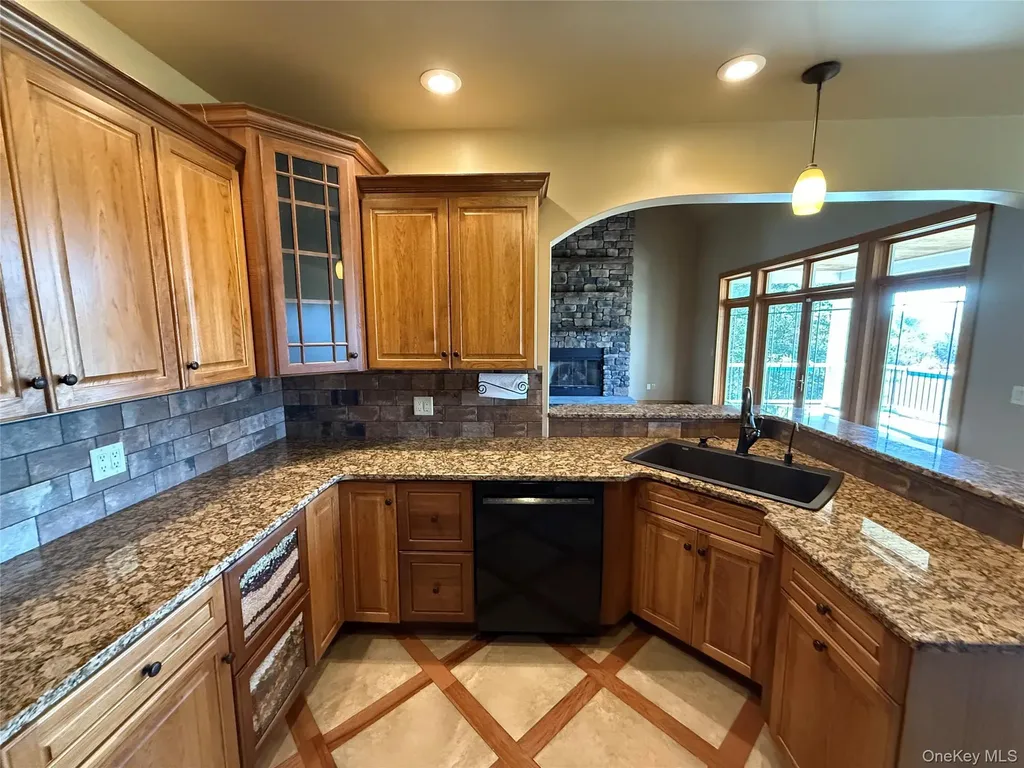 3071 Old Kings Road Catskill NY 12414