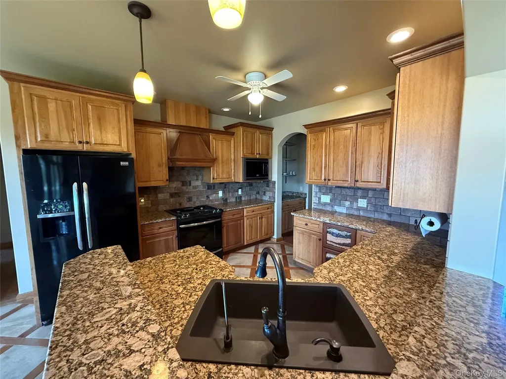 3071 Old Kings Road Catskill NY 12414