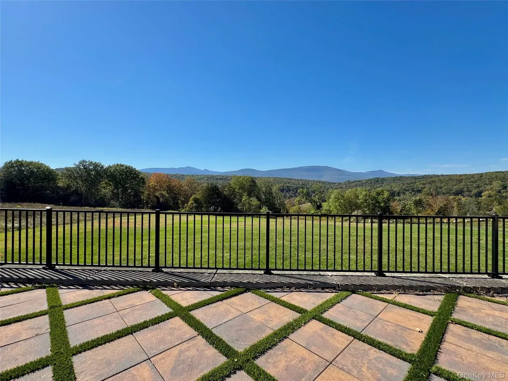 3071 Old Kings Road Catskill NY 12414