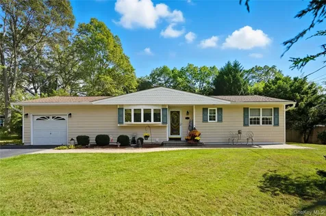 347 Wading River Road Manorville NY 11949
