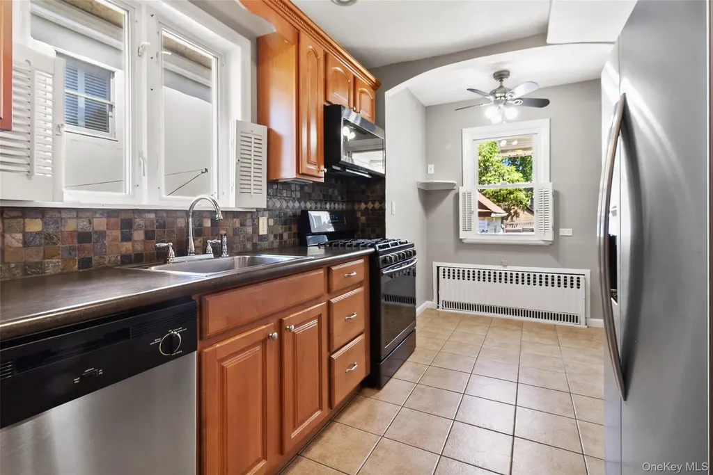 11 Crawford Street Yonkers NY 10705