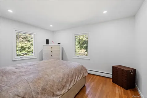 897 Ripley Lane Muttontown NY 11771